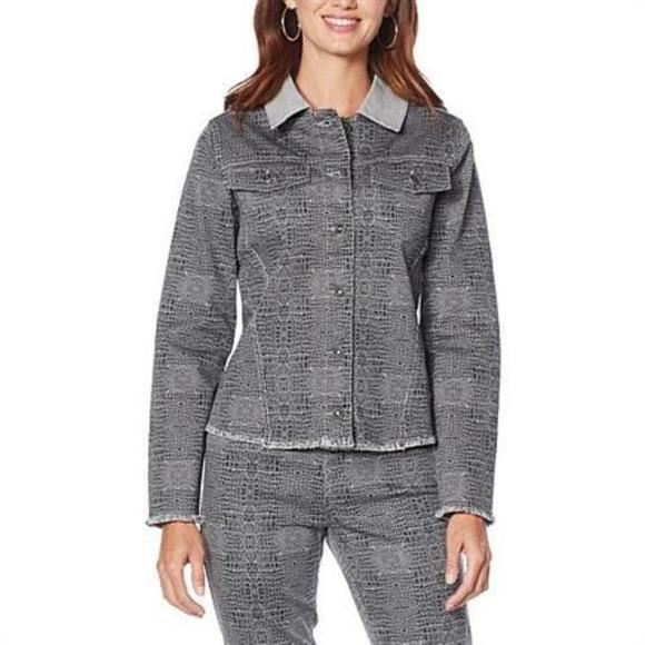 DG2 by Diane Gilman Jackets & Blazers - DG2 Diane Gilman Reversible Twill Jean Jacket Gray Croco 7529882